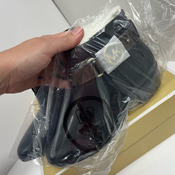 Michael Kors Harland Bootie - Picture 9 of 16